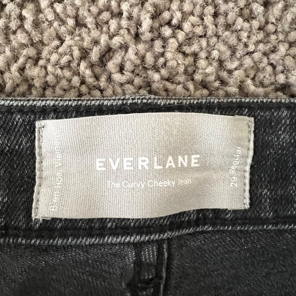 Everlane Curvy Cheeky Jean - Picture 2 of 3